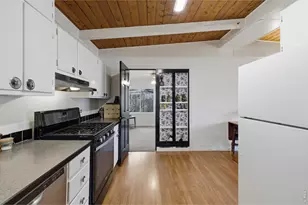 128 E 22nd St, Loveland, CO 80538 - Photo 11