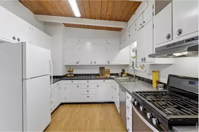 128 E 22nd St, Loveland, CO 80538 - Photo 9