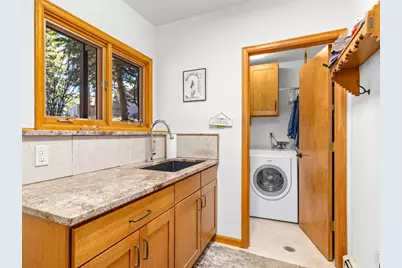 895 Elk Meadow Ct, Estes Park, CO 80517 - Photo 19