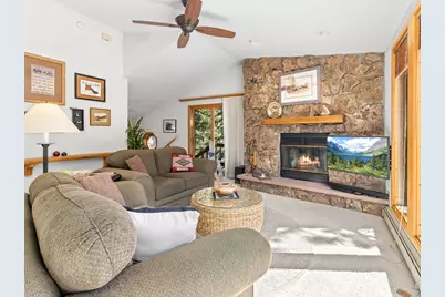895 Elk Meadow Ct, Estes Park, CO 80517 - Photo 5