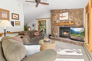 895 Elk Meadow Ct, Estes Park, CO 80517 - Photo 5