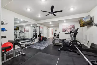 2374 Spotswood St, Longmont, CO 80504 - Photo 37