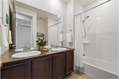 2374 Spotswood St, Longmont, CO 80504 - Photo 7