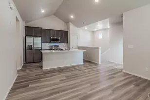 1811 Bounty Dr, Windsor, CO 80550 - Photo 1