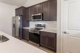 1811 Bounty Dr, Windsor, CO 80550 - Photo 13