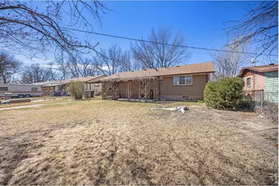 1542 Collyer St, Longmont, CO 80501 - Photo 3