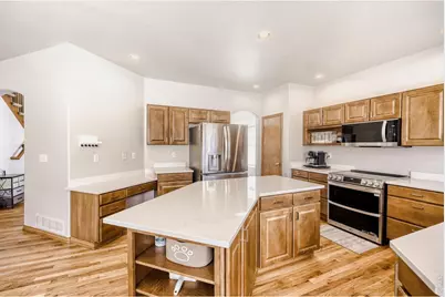 1661 Iris St, Broomfield, CO 80020 - Photo 5