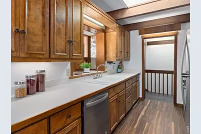 650 Freeland Ct, Estes Park, CO 80517 - Photo 17