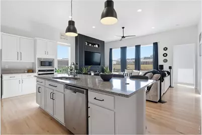 4274 Martinson Dr, Loveland, CO 80537 - Photo 9