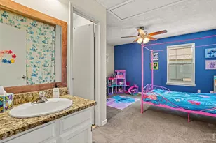 1811 S Quebec Way, Denver, CO 80231 - Photo 11