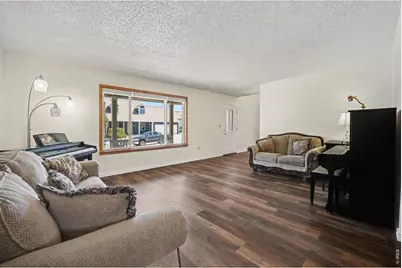 5539 E Briarwood Cir, Centennial, CO 80122 - Photo 3