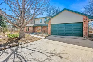 2335 Brendy Ct, Longmont, CO 80503 - Photo 3