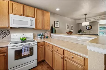 4204 Riley Dr, Longmont, CO 80503 - Photo 7