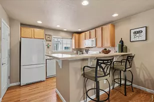 4204 Riley Dr, Longmont, CO 80503 - Photo 5