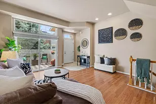 4204 Riley Dr, Longmont, CO 80503 - Photo 3