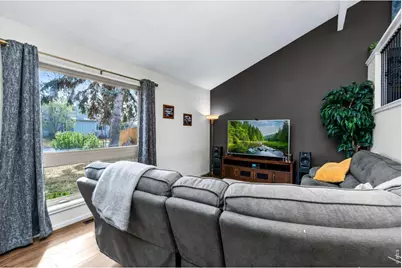 2331 Flora Dr, Loveland, CO 80537 - Photo 5