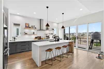 5613 Four Leaf Dr, Longmont, CO 80503 - Photo 9