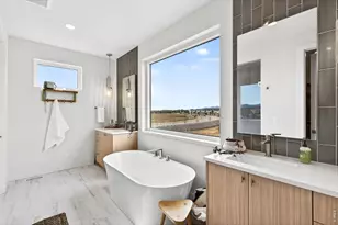 5613 Four Leaf Dr, Longmont, CO 80503 - Photo 15