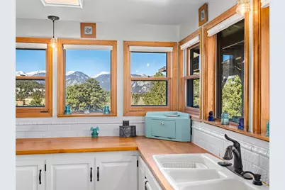 1661 Windham Ct, Estes Park, CO 80517 - Photo 15