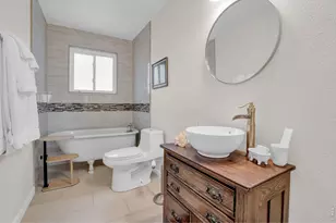 1605 Sunnyside Dr, Loveland, CO 80538 - Photo 13