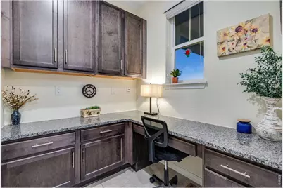 2414 Spotswood St, Longmont, CO 80504 - Photo 23