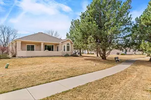 3740 Doral Dr, Longmont, CO 80503 - Photo 29