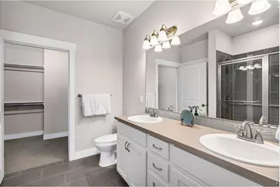 2727 Iowa Dr #307, Fort Collins, CO 80525 - Photo 11