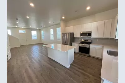 3901 Kenai St, Evans, CO 80620 - Photo 3