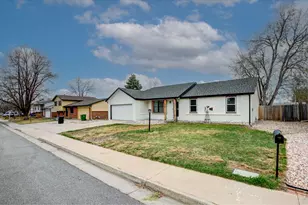 926 White Elm Dr, Loveland, CO 80538 - Photo 3