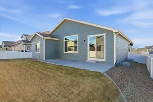 1385 Benjamin Dr, Eaton, CO 80615 - Photo 5