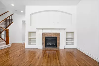 9165 Kornbrust Dr, Lone Tree, CO 80124 - Photo 7
