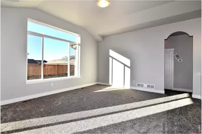 1196 Crown Sparrow St, Johnstown, CO 80534 - Photo 3