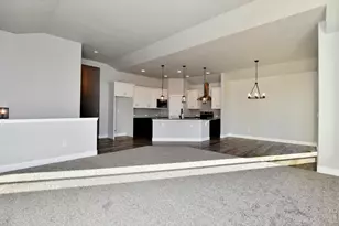 1196 Crown Sparrow St, Johnstown, CO 80534 - Photo 7