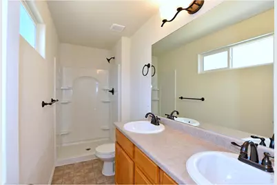 604 87th Ave, Greeley, CO 80634 - Photo 33