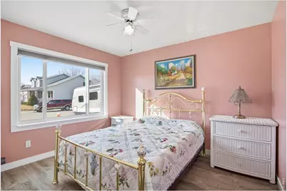 861 W 44th St, Loveland, CO 80538 - Photo 23