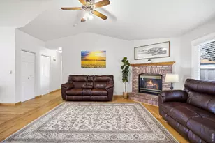 861 W 44th St, Loveland, CO 80538 - Photo 11