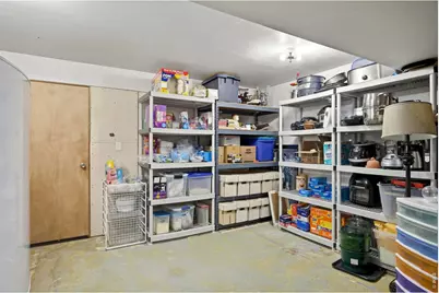 861 W 44th St, Loveland, CO 80538 - Photo 33