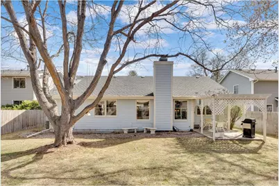 2231 Creekwood Dr, Fort Collins, CO 80525 - Photo 37