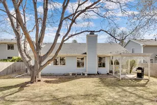 2231 Creekwood Dr, Fort Collins, CO 80525 - Photo 37