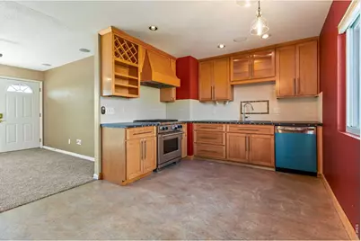 811 S Van Buren Ave, Loveland, CO 80537 - Photo 7