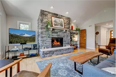 2728 Cumulus Dr, Estes Park, CO 80517 - Photo 5