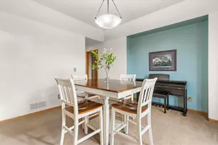 6908 St Thomas Dr, Fort Collins, CO 80525 - Photo 9