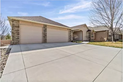 1150 Flowering Almond Dr, Loveland, CO 80538 - Photo 3