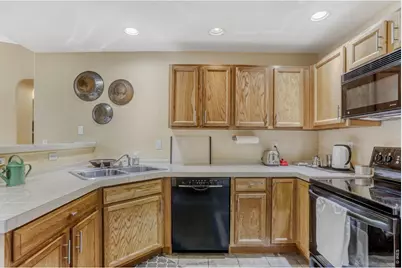 2201 Calais Dr #6-I, Longmont, CO 80504 - Photo 9