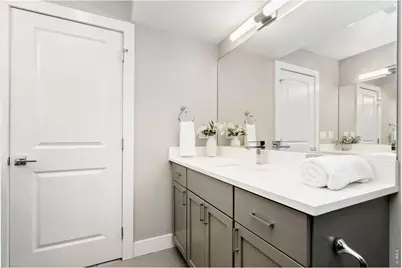 1435 Irving St, Denver, CO 80204 - Photo 9