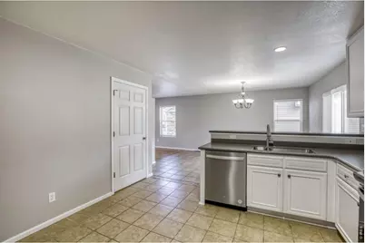 3907 Heatherwood Cir, Johnstown, CO 80534 - Photo 7