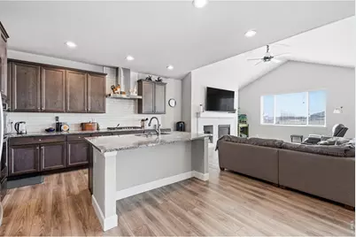 9904 E 161st Pl, Brighton, CO 80602 - Photo 5