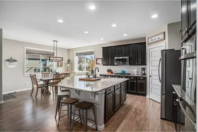 2069 Covered Bridge Pkwy, Windsor, CO 80550 - Photo 9