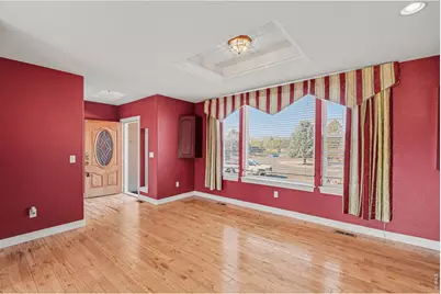 2048 Fairway Ln, Greeley, CO 80634 - Photo 5