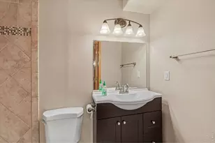 2048 Fairway Ln, Greeley, CO 80634 - Photo 25